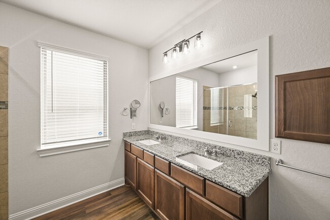 Building Photo - 15703 Monkey Rock Dr