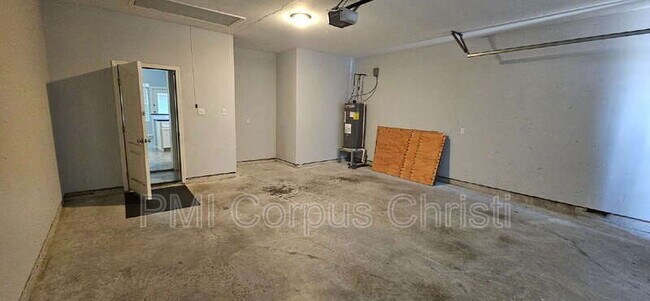 Building Photo - 6402 Williams Dr