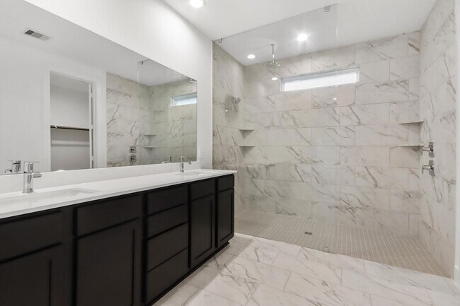 Building Photo - 363 Springfield Terrace Dr
