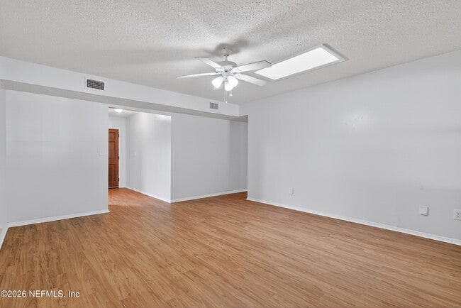 Building Photo - 516 Penman Rd