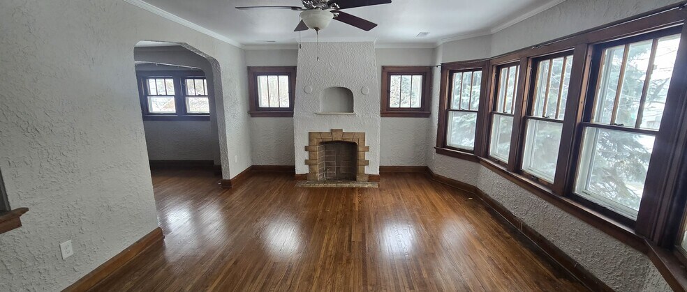 Building Photo - 4235 Overland Pky