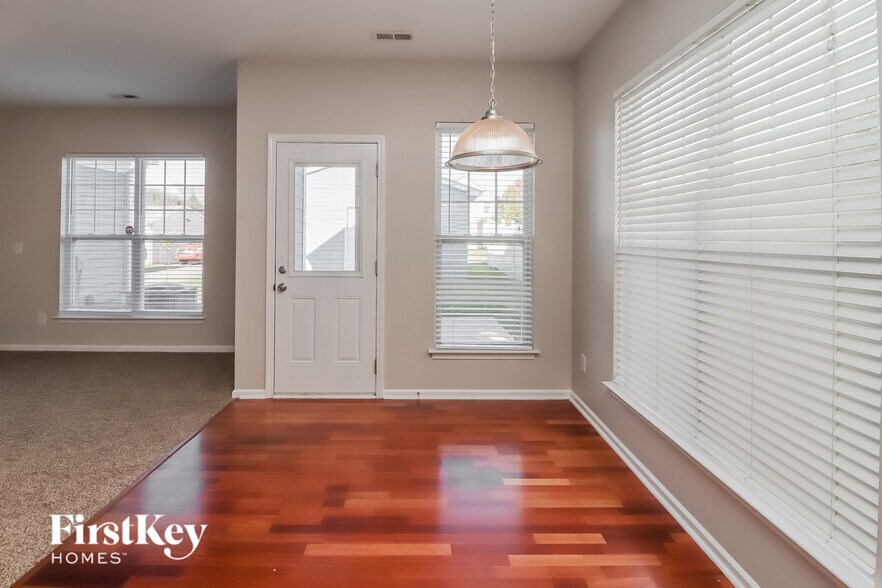 Building Photo - 13828 Connell Green Dr