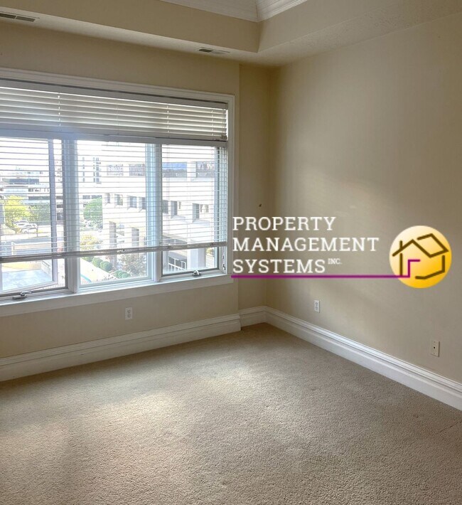 Building Photo - Spacious 2 Bedroom Condo Downtown SLC