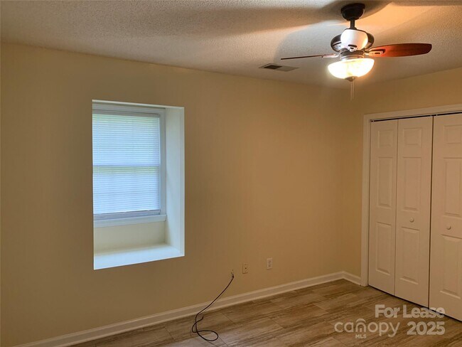 Building Photo - 4319 Wynborough Ln