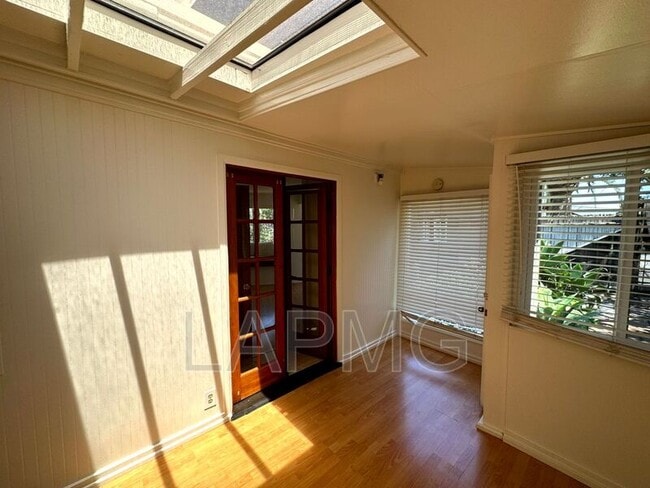 Building Photo - 2434 Echo Park Ave