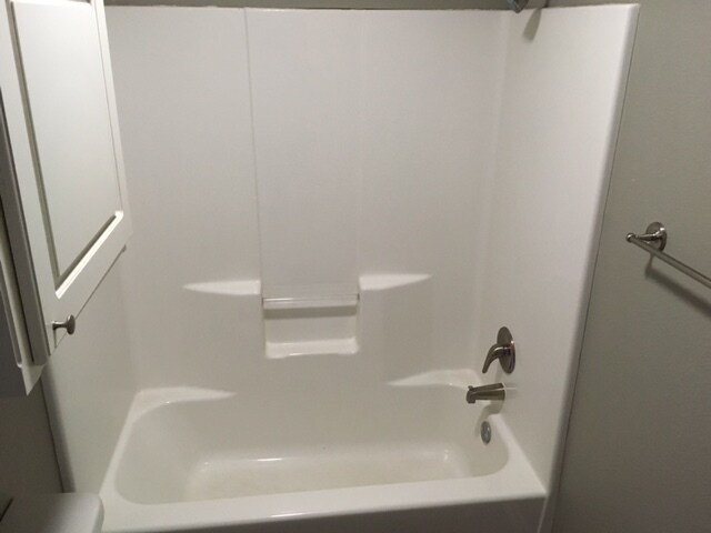 Building Photo - 2004 16th St