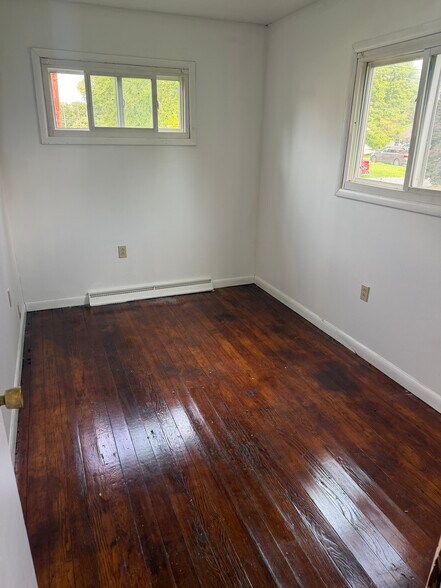 Building Photo - 448 Fritsch Ave