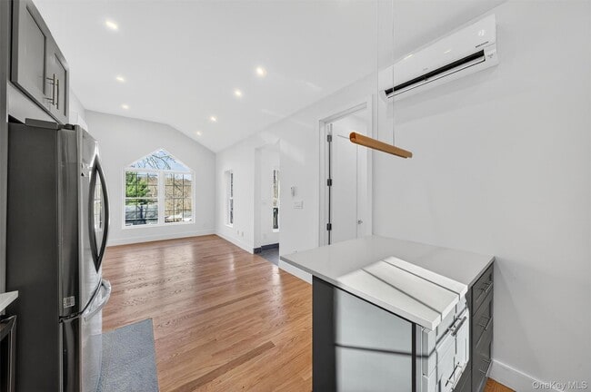 Building Photo - 19 Grandview Trail