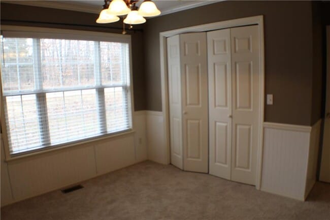 Building Photo - 69 Sherlock Dr
