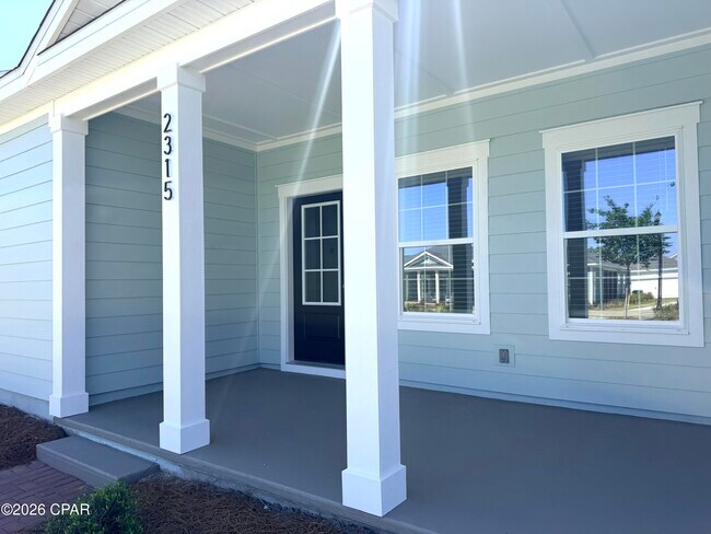 Building Photo - 2315 Discovery Loop