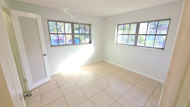 Building Photo - 3581-NPM