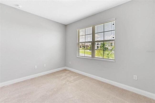 Building Photo - 17014 Crestmont Blvd