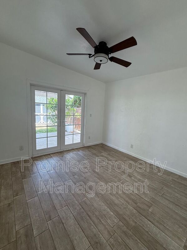 Building Photo - 1209 Langford St
