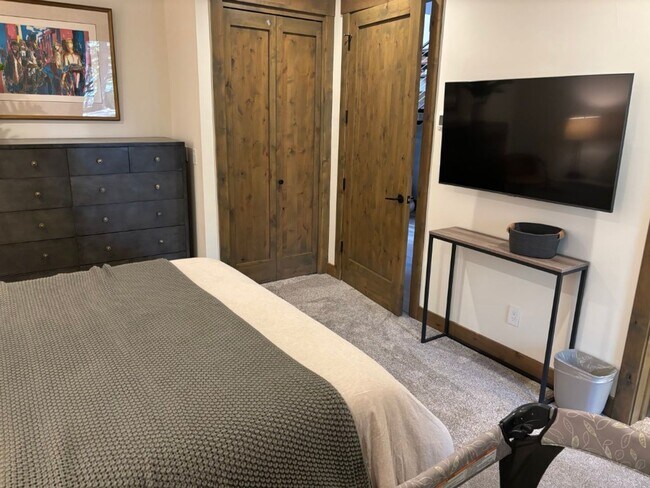 Building Photo - Winter Season Rental - The Estates in Incline Village, Nevada