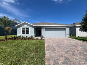 Building Photo - Beautiful  3 bedroom 2 bathroom House Comi...