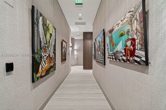 Building Photo - 333 Las Olas Way