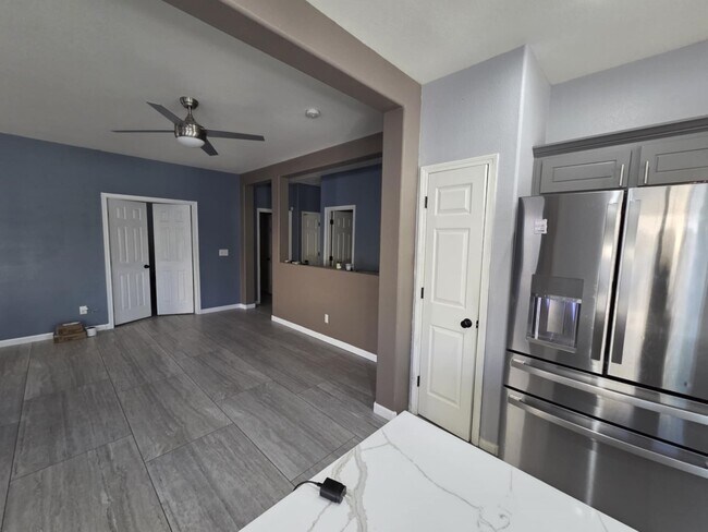 Building Photo - 3760 Candytuft Ridge Ave