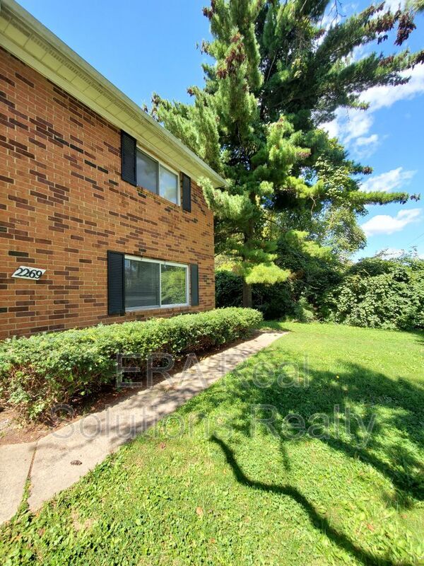 Building Photo - 2269 Courtright Rd