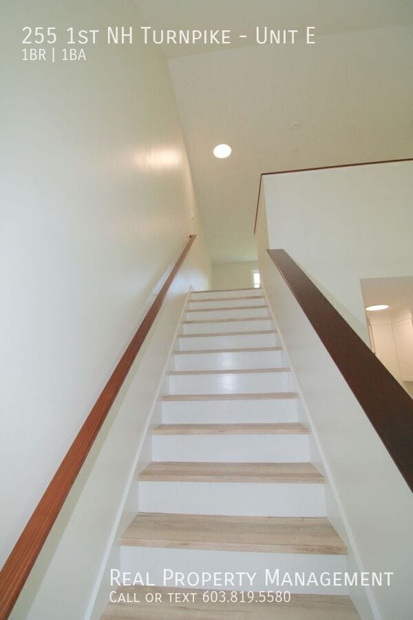 Building Photo - 255 1st NH Turnpike