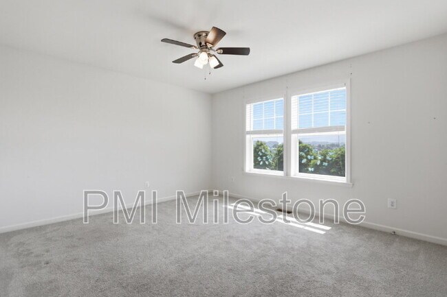 Building Photo - 371 Lookout Mountain Ct