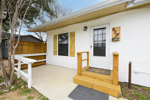 Building Photo - 429 Palo Alto Dr