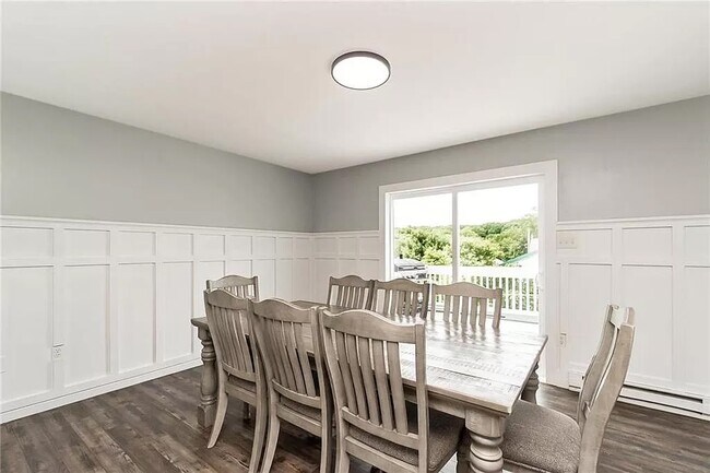 Building Photo - 723 Lehigh St