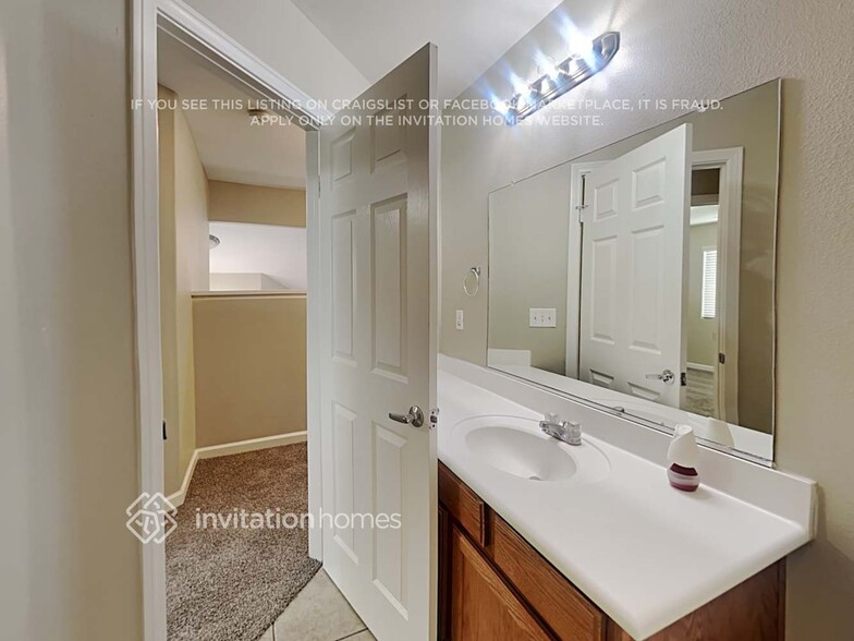 Building Photo - 24868 Skyland Dr