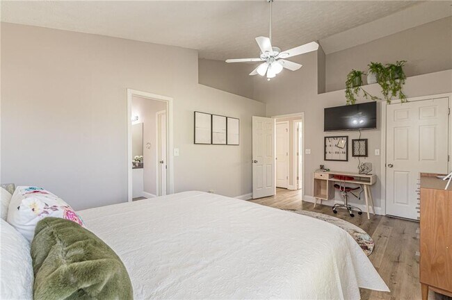 Building Photo - 3195 Jorden Crest Ct NW