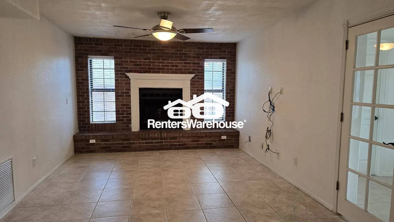 Building Photo - 8181 N Brookshire Ct