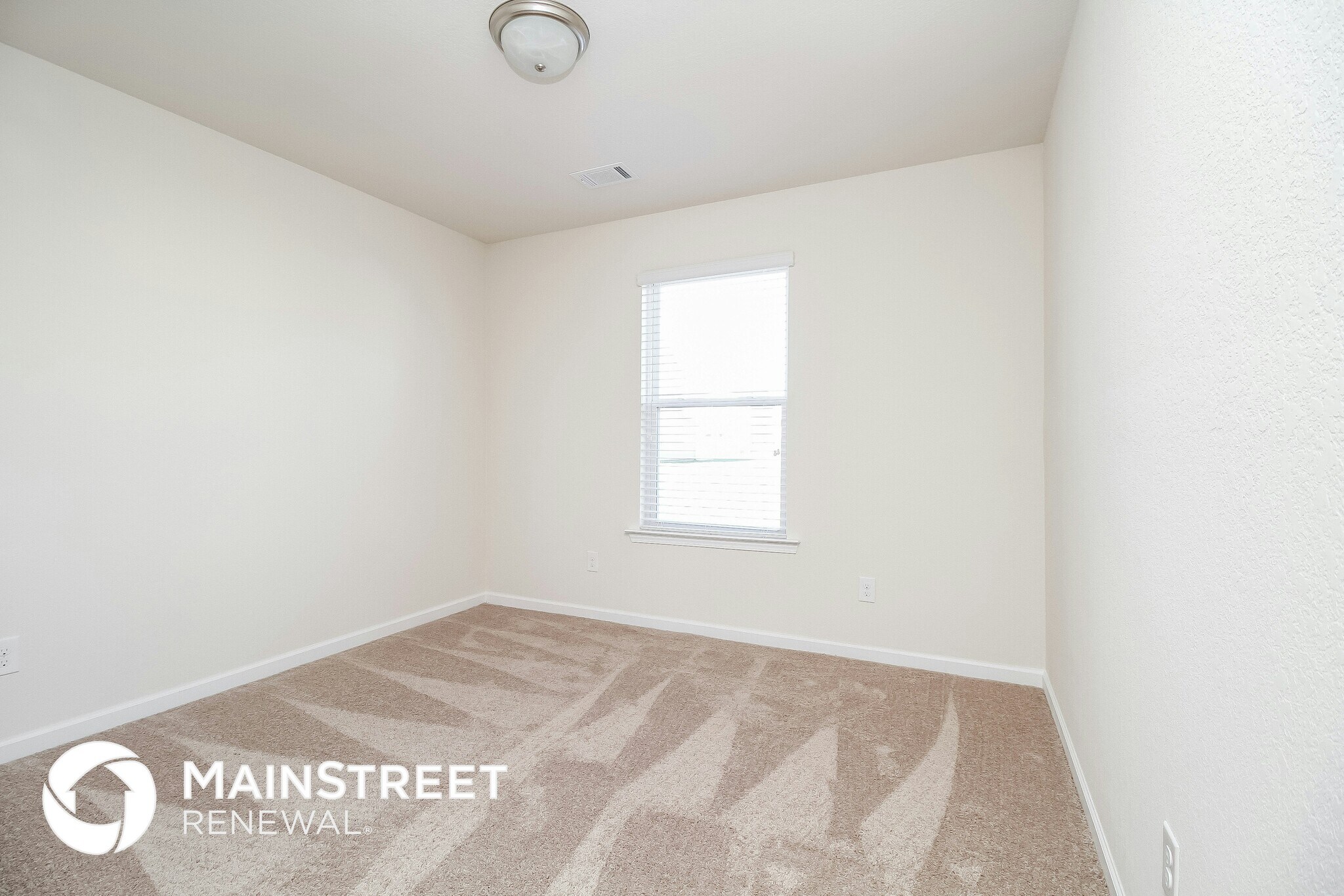 Building Photo - 2618 Stinger Dr