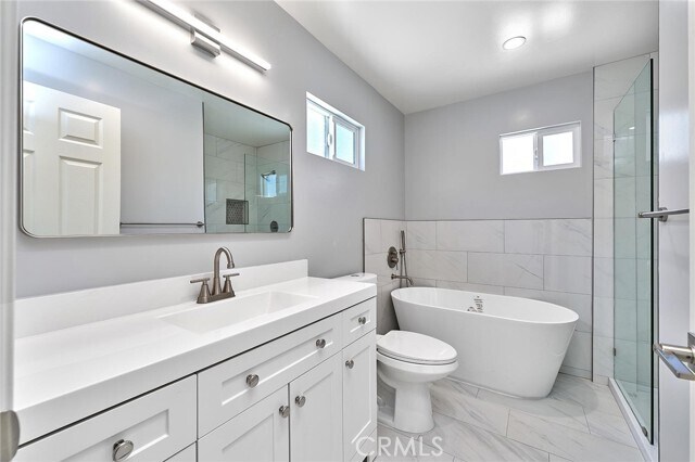 Building Photo - 708 N El Molino Ave