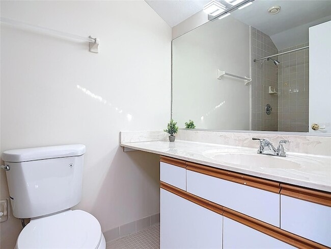 Building Photo - 289 Gull Dr S