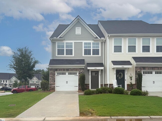 Primary Photo - 306 Mallow Dr