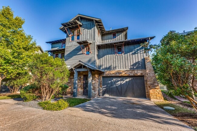 Building Photo - 2217 Seabiscuit Cv