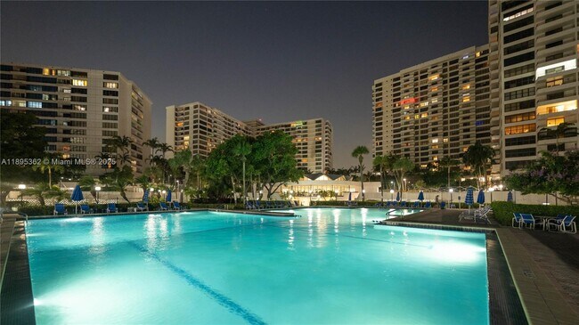 Building Photo - 600 Three Islands Boulevard