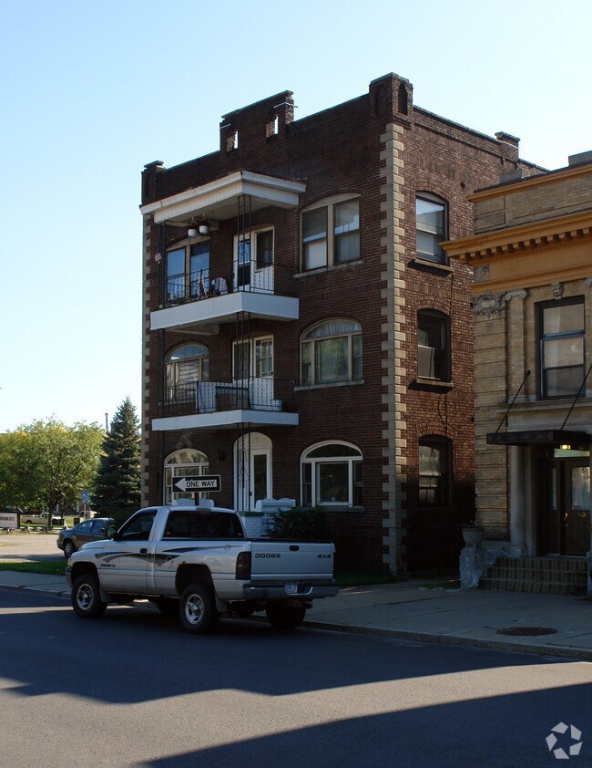 38 Division St 38 Division St Amsterdam NY 12010 Apartment Finder