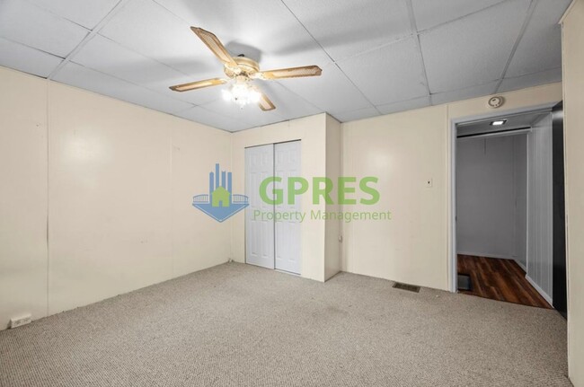 Building Photo - Charming 2-Bedroom Home with Modern Comfor...