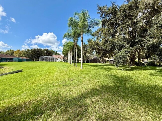 Building Photo - 1103 Ballinger Rd