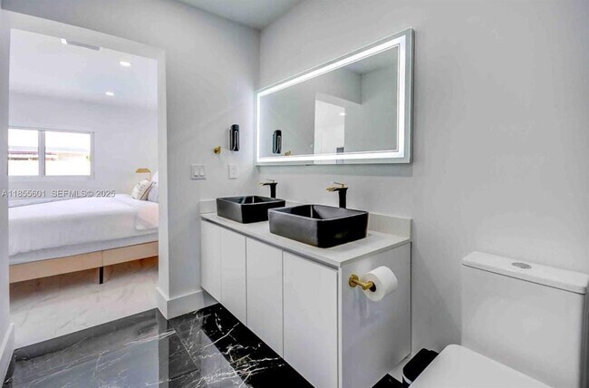 Building Photo - 3530 SW 104th Ave