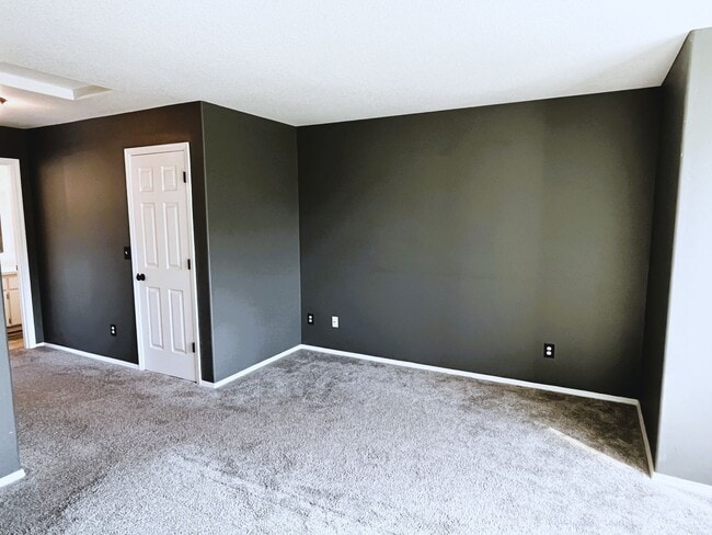 Building Photo - 3-Bedroom Home in vibrant Kenton neighborh...