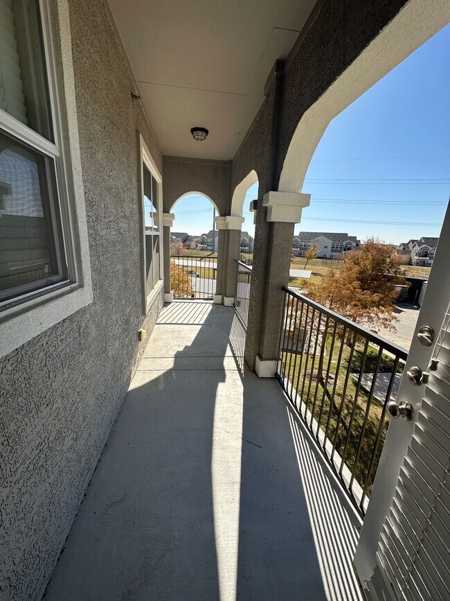 Building Photo - 27040 U.S. 380 Apt #106, Aubrey, TX 76227 - 1 BR 1 BA Condo