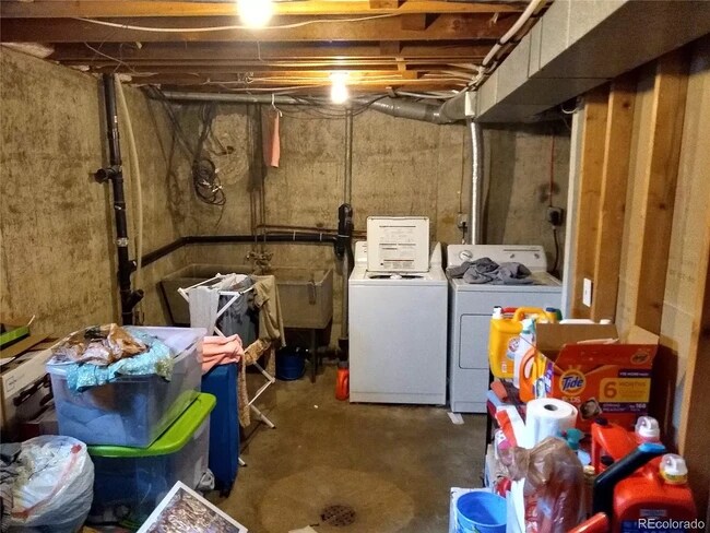 Building Photo - 1411 26th St