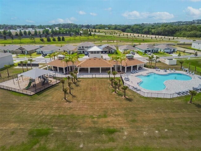 Building Photo - 38336 Sonnet Landing Ave