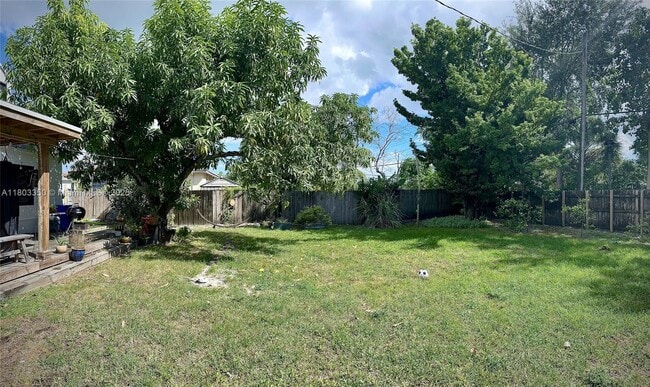 Building Photo - 742 NW 50th St