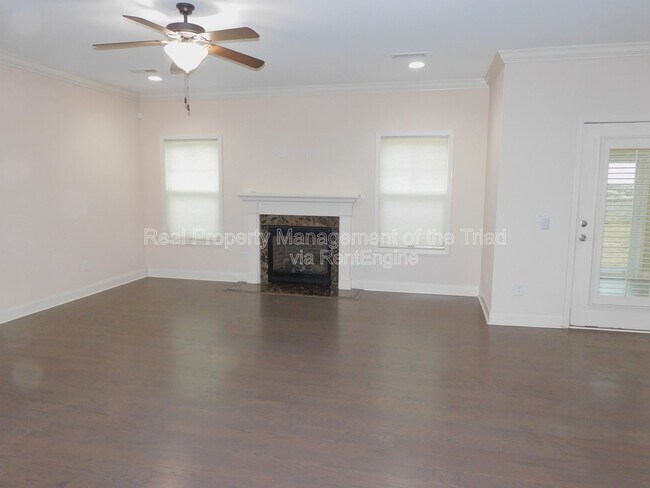 Building Photo - 4517 Gunnersbury Ln