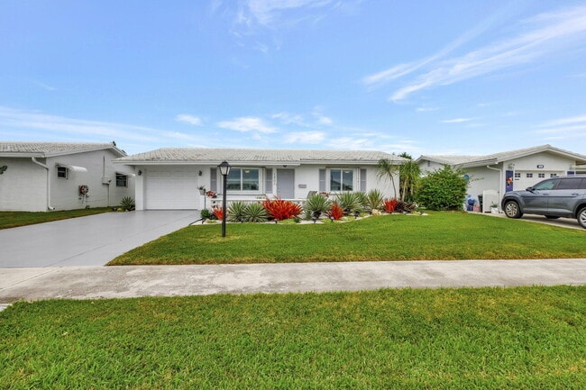 Building Photo - 1803 SW 13th Ave