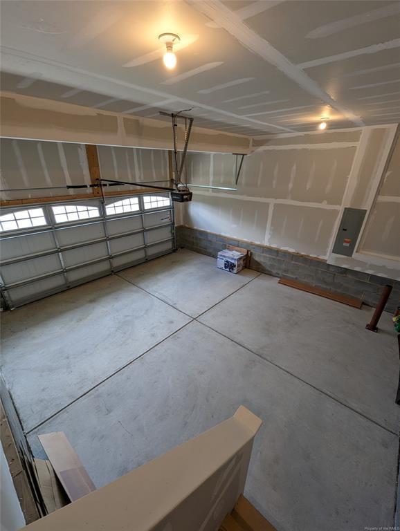 Building Photo - 7933 Arbor Ponds Terrace