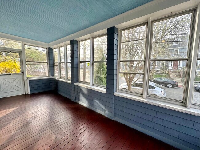 Building Photo - 40 Highland Ave