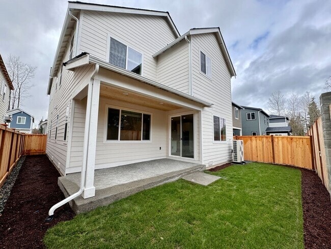 Building Photo - 7467 87th Dr NE