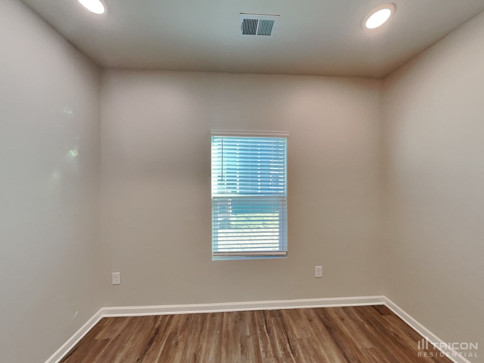 Building Photo - 131 Meriwether Ln